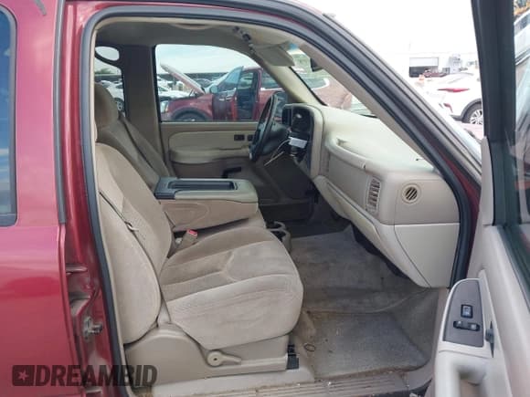 ✅ 2003 Chevrolet Tahoe LS • VIN: 1GNEC13V03R310084 • Lot: 42187078. Listed on IAAI with 217,863 mi. Free auction sales archive from the USA and detailed vehicle history report at DreamBid. Image 5.