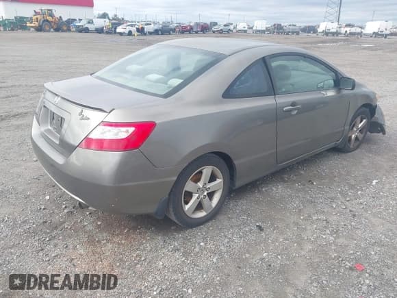 ✅ 2007 Honda Civic EX • VIN: 2HGFG12857H563938 • Lot: 43541740. Listed on IAAI with 288,605 mi. Free auction sales archive from the USA and detailed vehicle history report at DreamBid. Image 4.