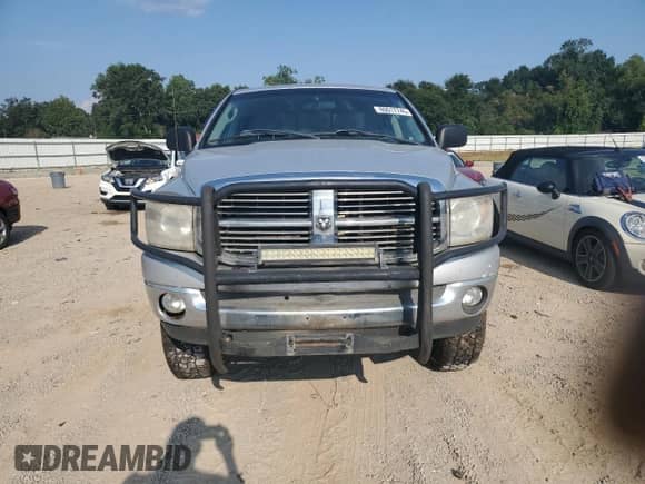 2008 Dodge 1500 SLT z VIN 1D7HU18248S545434, wystawiony jako Copart lot #80617745 z przebiegiem 216 171 mil mil oraz Szkoda całkowita • Salvage title. Historia ofert i sprzedaży dostępna na DreamBid. Obrazek 5.
