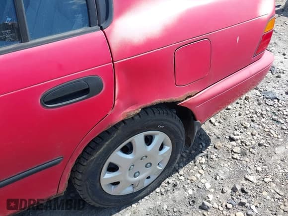 ✅ 1995 Toyota Corolla DX • VIN: 1NXAE09B6SZ286969 • Lot: 43078460. Listed on IAAI with 186,825 mi. Free auction sales archive from the USA and detailed vehicle history report at DreamBid. Image 6.