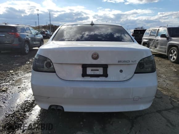 ✅ 2007 BMW 5 Series 530xi • VIN: WBANF73567CU27614 • Lot: 90372765. Wystawiony na Copart z przebiegiem Nie podano. Bezpłatny archiwum sprzedaży aukcyjnych z USA i szczegółowy raport historii pojazdu na DreamBid. Zdjęcie 6.