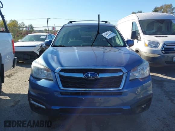 ✅ 2017 Subaru Forester Limited • VIN: JF2SJAJC9HH531216 • Lot: 43433560. Wystawiony na IAAI z przebiegiem 166 420 mil. Bezpłatny archiwum sprzedaży aukcyjnych z USA i szczegółowy raport historii pojazdu na DreamBid. Zdjęcie 12.