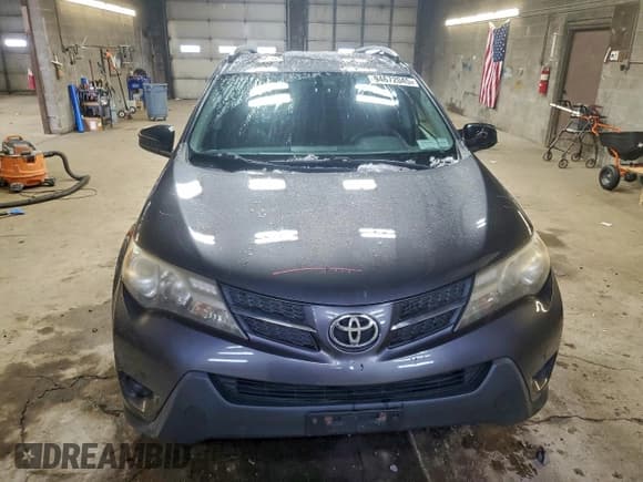 ✅ 2015 Toyota RAV4 LE • VIN: JTMBFREV0FJ015018 • Lot: 94672045. Listed on Copart with 142,133 mi. Free auction sales archive from the USA and detailed vehicle history report at DreamBid. Image 5.