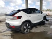 ✅ 2022 Volvo C40 Ultimate • VIN: YV4ED3GB5N2007036 • Лот: 47519903. Опубликован ранее на Copart с пробегом Не указан. Бесплатный доступ к архиву аукционных продаж из США и подробный отчёт об истории автомобиля на DreamBid. Изображение 3.