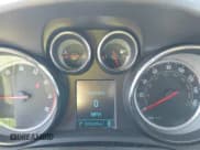 ✅ 2015 Buick Encore Convenience • VIN: KL4CJFSB4FB227243 • Lot: 43776028. Wystawiony na IAAI z przebiegiem 89 689 mil. Bezpłatny archiwum sprzedaży aukcyjnych z USA i szczegółowy raport historii pojazdu na DreamBid. Zdjęcie 7.