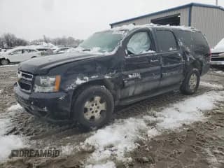 ✅ 2012 Chevrolet Suburban LT • VIN: 1GNSKJE73CR253822 • Lot: 81295254. Wystawiony na Copart z przebiegiem Nie podano. Bezpłatny archiwum sprzedaży aukcyjnych z USA i szczegółowy raport historii pojazdu na DreamBid. Zdjęcie 1.
