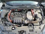 ✅ 2019 Honda Insight Touring • VIN: 19XZE4F9XKE025911 • Lot: 81848015. Wystawiony na Copart z przebiegiem 53 218 mil. Bezpłatny archiwum sprzedaży aukcyjnych z USA i szczegółowy raport historii pojazdu na DreamBid. Zdjęcie 16.