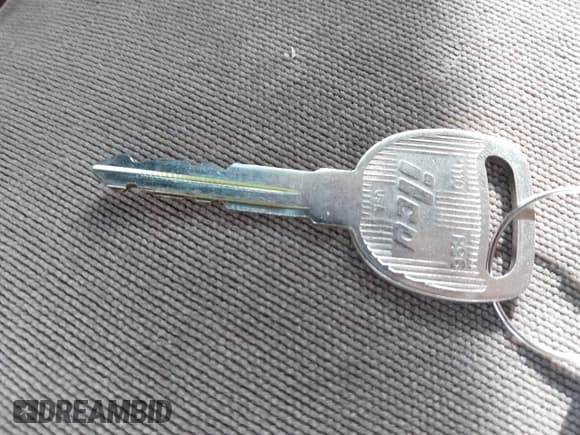 ✅ 2003 Chevrolet Suburban LT • VIN: 3GNEC16ZX3G322144 • Lot: 41439053. Wystawiony na IAAI z przebiegiem 239 789 mil. Bezpłatny archiwum sprzedaży aukcyjnych z USA i szczegółowy raport historii pojazdu na DreamBid. Zdjęcie 11.