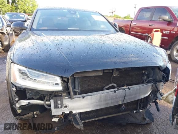 ✅ 2015 Audi A8 4.0T • VIN: WAU32AFD6FN022648 • Лот: 42358142. Опубликован ранее на IAAI с пробегом 103 416 миль. Бесплатный доступ к архиву аукционных продаж из США и подробный отчёт об истории автомобиля на DreamBid. Изображение 13.