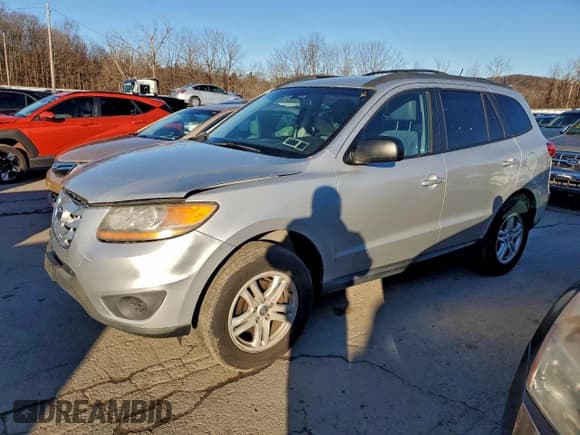 ✅ 2011 Hyundai Santa Fe GLS • VIN: 5XYZGDAB1BG078956 • Lot: 94913475. Wystawiony na Copart z przebiegiem 94 961 mil. Bezpłatny archiwum sprzedaży aukcyjnych z USA i szczegółowy raport historii pojazdu na DreamBid. Zdjęcie 1.