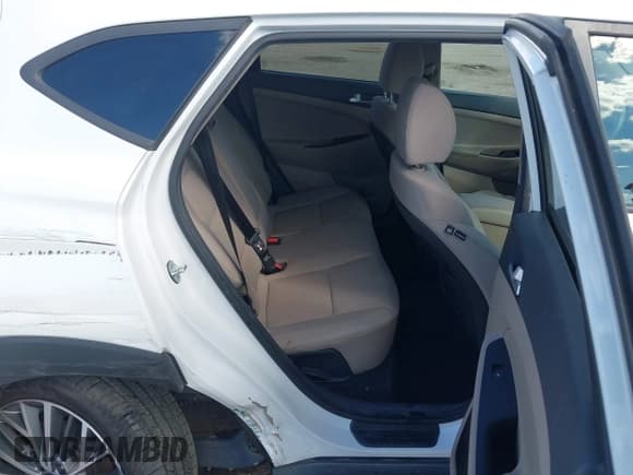 ✅ 2019 Hyundai Tucson SEL • VIN: KM8J33AL0KU031469 • Лот: 43301692. Опубликован ранее на IAAI с пробегом 110 325 миль. Бесплатный доступ к архиву аукционных продаж из США и подробный отчёт об истории автомобиля на DreamBid. Изображение 8.