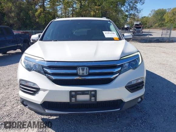 ✅ 2017 Honda Pilot Elite • VIN: 5FNYF6H08HB105293 • Lot: 43451540. Listed on IAAI with 94,862 mi. Free auction sales archive from the USA and detailed vehicle history report at DreamBid. Image 13.