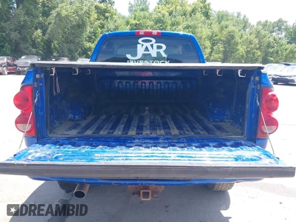 ✅ 2007 Dodge 2500 SLT • VIN: 3D7KS28D67G818527 • Lot: 42851576. Listed on IAAI with 125,874 mi. Free auction sales archive from the USA and detailed vehicle history report at DreamBid. Image 18.