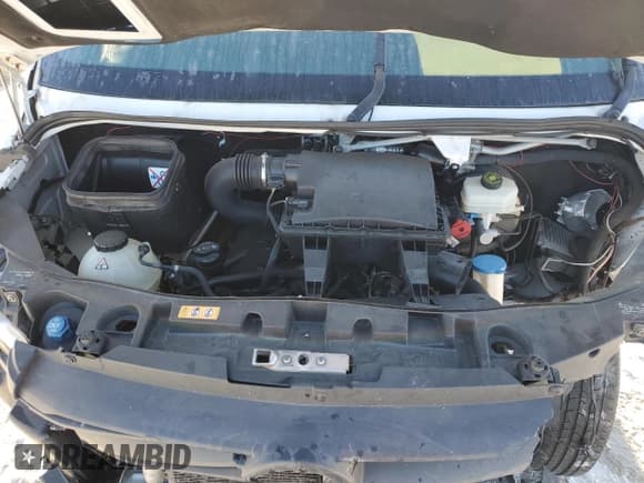 ✅ 2019 Mercedes-Benz Sprinter • VIN: WD3PF1CD2KP139648 • Lot: 71489624. Wystawiony na Copart z przebiegiem 821 mil. Bezpłatny archiwum sprzedaży aukcyjnych z USA i szczegółowy raport historii pojazdu na DreamBid. Zdjęcie 12.