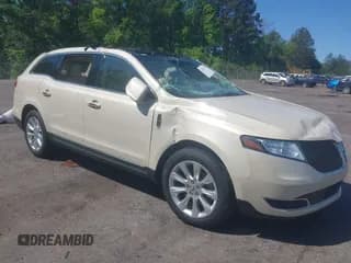 ✅ 2016 Lincoln MKT • VIN: 2LMHJ5FK6GBL02309 • Лот: 42017464. Опубликован ранее на IAAI с пробегом 56 984 миль. Бесплатный доступ к архиву аукционных продаж из США и подробный отчёт об истории автомобиля на DreamBid. Изображение 1.
