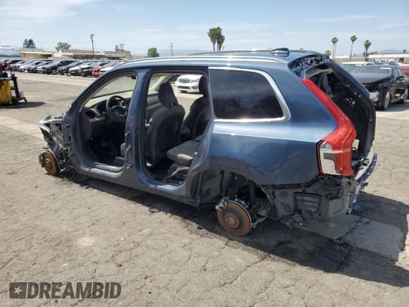 ✅ 2024 Volvo XC90 Plus Bright Theme • VIN: YV4L12PE2R1178827 • Лот: 57970915. Опубликован ранее на Copart с пробегом Не указан. Бесплатный доступ к архиву аукционных продаж из США и подробный отчёт об истории автомобиля на DreamBid. Изображение 2.