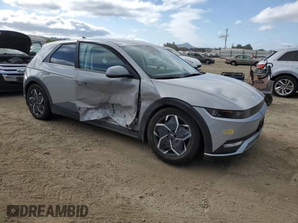 2022 Hyundai Ioniq 5 SE z VIN KM8KMDAF2NU113743, wystawiony jako Copart lot #50983934 z przebiegiem 13 981 mil mil oraz Szkoda całkowita • Salvage title. Historia ofert i sprzedaży dostępna na DreamBid. Obrazek 4.