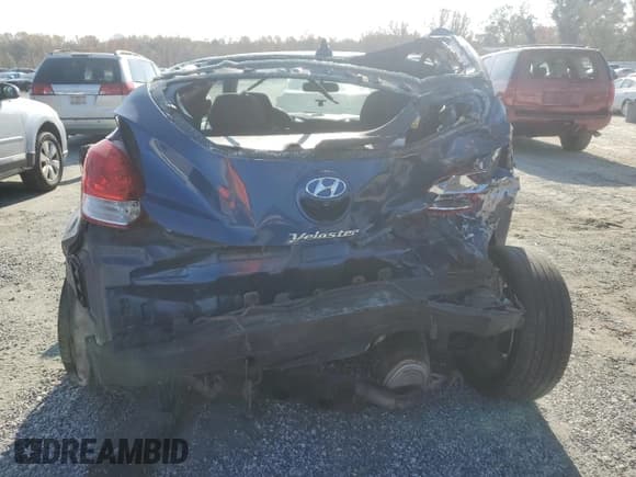 ✅ 2016 Hyundai Veloster • VIN: KMHTC6AD1GU289350 • Lot: 77355944. Wystawiony na Copart z przebiegiem 91 255 mil. Bezpłatny archiwum sprzedaży aukcyjnych z USA i szczegółowy raport historii pojazdu na DreamBid. Zdjęcie 6.