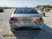 ✅ 2010 Hyundai Elantra GLS • VIN: KMHDU4AD7AU863656 • Lot: 74900154. Wystawiony na Copart z przebiegiem 178 964 mil mil. Skorzystaj z bezpłatnego archiwum sprzedaży aukcyjnych z USA i zobacz szczegółowy raport historii pojazdu na DreamBid. Zdjęcie 6.