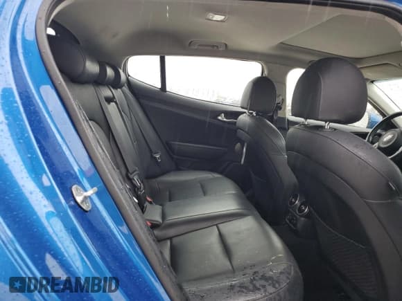 ✅ 2018 Kia Stinger Premium • VIN: KNAE25LA1J6014938 • Lot: 86449535. Wystawiony na Copart z przebiegiem 93 668 mil. Bezpłatny archiwum sprzedaży aukcyjnych z USA i szczegółowy raport historii pojazdu na DreamBid. Zdjęcie 10.