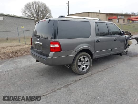 ✅ 2011 Ford Expedition Max Limited • VIN: 1FMJK2A57BEF19763 • Lot: 41660975. Listed on IAAI with 208,909 mi. Free auction sales archive from the USA and detailed vehicle history report at DreamBid. Image 4.