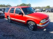 ✅ 2000 Chevrolet Blazer LT • VIN: 1GNDT13W9Y2253081 • Lot: 41462903. Wystawiony na IAAI z przebiegiem 349 695 mil. Bezpłatny archiwum sprzedaży aukcyjnych z USA i szczegółowy raport historii pojazdu na DreamBid. Zdjęcie 1.