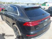 ✅ 2019 Audi Q8 Premium • VIN: WA1AVAF17KD010879 • Lot: 43273691. Wystawiony na IAAI z przebiegiem 53 279 mil. Bezpłatny archiwum sprzedaży aukcyjnych z USA i szczegółowy raport historii pojazdu na DreamBid. Zdjęcie 3.