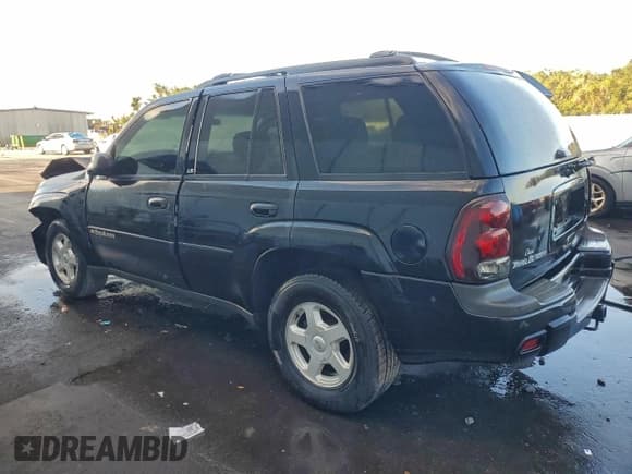 ✅ 2002 Chevrolet TrailBlazer LT • VIN: 1GNDS13S922388360 • Лот: 93344555. Опубликован ранее на Copart с пробегом 170 582 миль. Бесплатный доступ к архиву аукционных продаж из США и подробный отчёт об истории автомобиля на DreamBid. Изображение 2.
