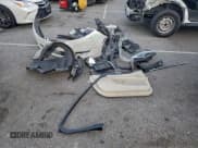 ✅ 2015 Lincoln MKZ • VIN: 3LN6L2G91FR615856 • Lot: 93449035. Wystawiony na Copart z przebiegiem 195 427 mil. Bezpłatny archiwum sprzedaży aukcyjnych z USA i szczegółowy raport historii pojazdu na DreamBid. Zdjęcie 12.