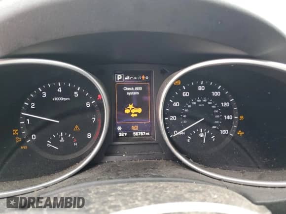 ✅ 2017 Hyundai Santa Fe Ultimate • VIN: 5XYZWDLA7HG437548 • Lot: 72081962. Wystawiony na Copart z przebiegiem 56 757 mil mil. Skorzystaj z bezpłatnego archiwum sprzedaży aukcyjnych z USA i zobacz szczegółowy raport historii pojazdu na DreamBid. Zdjęcie 9.