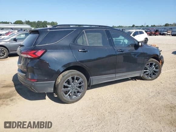 ✅ 2024 Chevrolet Equinox RS • VIN: 3GNAXMEG6RL123404 • Lot: 71362635. Wystawiony na Copart z przebiegiem 20 589 mil. Bezpłatny archiwum sprzedaży aukcyjnych z USA i szczegółowy raport historii pojazdu na DreamBid. Zdjęcie 3.