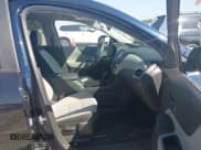 ✅ 2020 Chevrolet Equinox LS • VIN: 3GNAXHEV9LS700171 • Lot: 43246214. Wystawiony na IAAI z przebiegiem 31 532 mil. Bezpłatny archiwum sprzedaży aukcyjnych z USA i szczegółowy raport historii pojazdu na DreamBid. Zdjęcie 5.