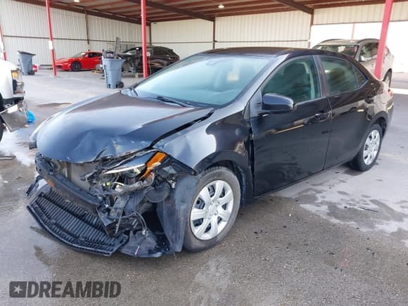 ✅ 2018 Toyota Corolla LE • VIN: 5YFBURHE3JP853906 • Лот: 43189110. Опубликован ранее на IAAI с пробегом 60 810 миль. Бесплатный доступ к архиву аукционных продаж из США и подробный отчёт об истории автомобиля на DreamBid. Изображение 2.