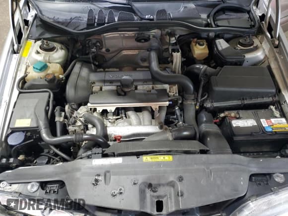 ✅ 2001 Volvo C70 SE • VIN: YV1NK53D01J024123 • Lot: 63195305. Wystawiony na Copart z przebiegiem 74 391 mil. Bezpłatny archiwum sprzedaży aukcyjnych z USA i szczegółowy raport historii pojazdu na DreamBid. Zdjęcie 11.