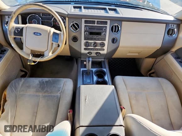 ✅ 2008 Ford Expedition SSV • VIN: 1FMFU15528LA78844 • Lot: 91069365. Listed on Copart with 263,779 mi. Free auction sales archive from the USA and detailed vehicle history report at DreamBid. Image 8.