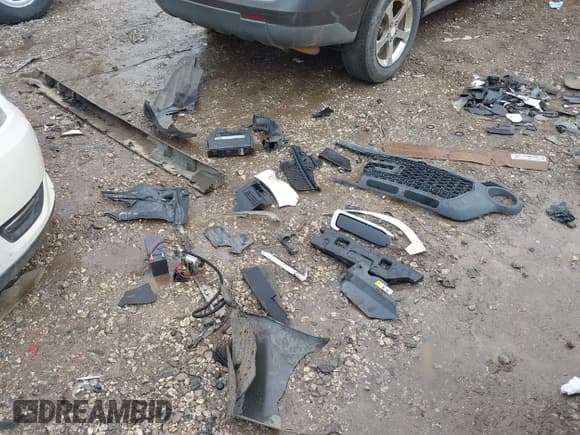 ✅ 2007 Chevrolet Equinox LT • VIN: 2CNDL63F276081138 • Лот: 41468480. Опубликован ранее на IAAI с пробегом Не указан. Бесплатный доступ к архиву аукционных продаж из США и подробный отчёт об истории автомобиля на DreamBid. Изображение 12.