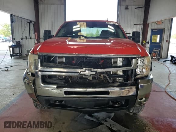 ✅ 2009 Chevrolet Silverado 2500HD LT • VIN: 1GCHK59659E160053 • Лот: 66954835. Опубликован ранее на Copart с пробегом 172 657 миль. Бесплатный доступ к архиву аукционных продаж из США и подробный отчёт об истории автомобиля на DreamBid. Изображение 5.