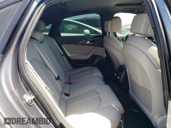 ✅ 2017 Audi S6 • VIN: WAUHFBFC6HN122498 • Лот: 52724535. Опубликован ранее на Copart с пробегом 78 277 миль. Бесплатный доступ к архиву аукционных продаж из США и подробный отчёт об истории автомобиля на DreamBid. Изображение 10.