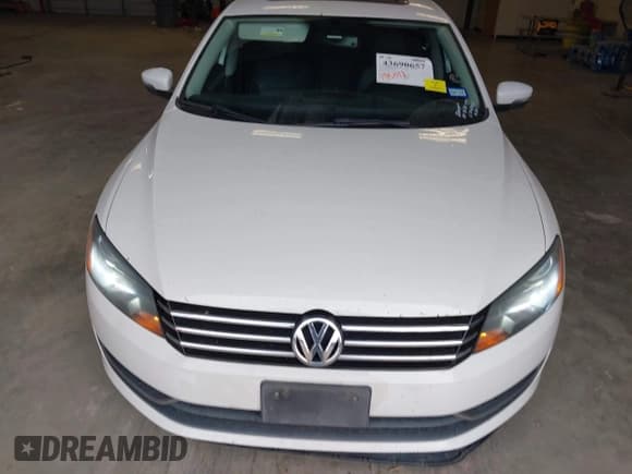 ✅ 2013 Volkswagen Passat SE • VIN: 1VWBH7A32DC079045 • Лот: 43690657. Опубликован ранее на IAAI с пробегом 185 011 миль. Бесплатный доступ к архиву аукционных продаж из США и подробный отчёт об истории автомобиля на DreamBid. Изображение 13.