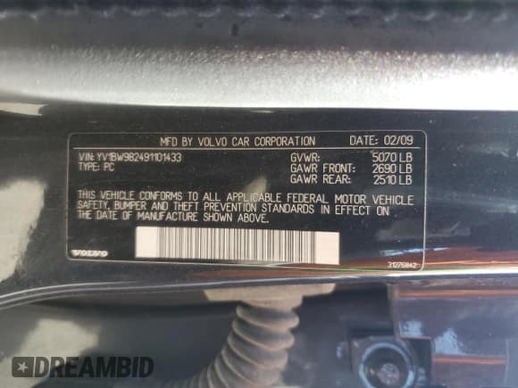 ✅ 2009 Volvo V70 • VIN: YV1BW982491101433 • Lot: 54880285. Listed on Copart with 151,208 mi. Free auction sales archive from the USA and detailed vehicle history report at DreamBid. Image 12.