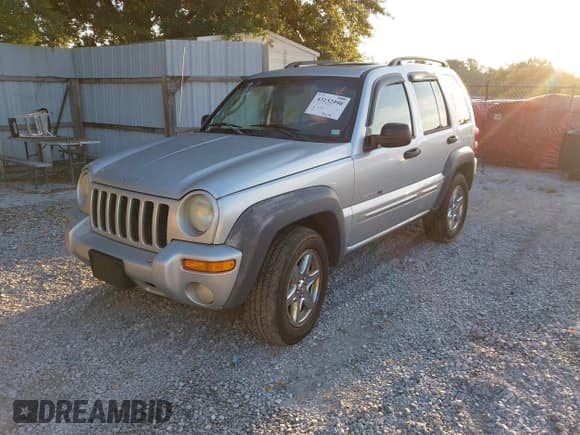 ✅ 2003 Jeep Liberty Limited • VIN: 1J4GL58K03W687341 • Лот: 43132990. Опубликован ранее на IAAI с пробегом 203 700 миль. Бесплатный доступ к архиву аукционных продаж из США и подробный отчёт об истории автомобиля на DreamBid. Изображение 2.
