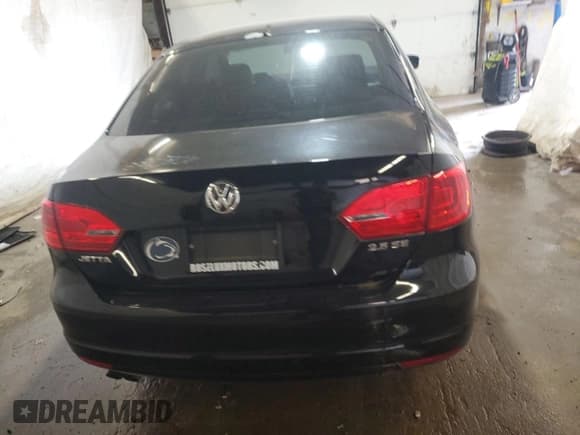 ✅ 2013 Volkswagen Jetta SE • VIN: 3VWDX7AJ1DM384903 • Lot: 58145475. Listed on Copart with 93,211 mi. Free auction sales archive from the USA and detailed vehicle history report at DreamBid. Image 6.