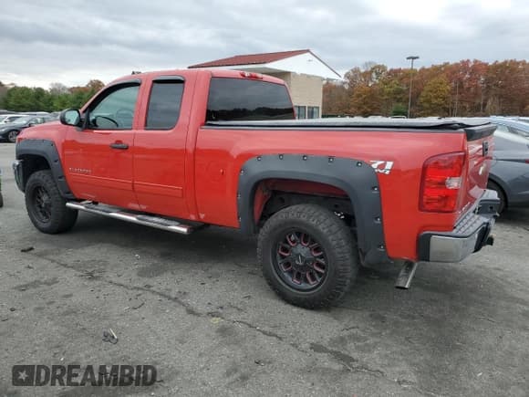 ✅ 2013 Chevrolet Silverado 1500 LT • VIN: 1GCRKSE77DZ398375 • Lot: 77945494. Listed on Copart with 175,938 mi. Free auction sales archive from the USA and detailed vehicle history report at DreamBid. Image 2.