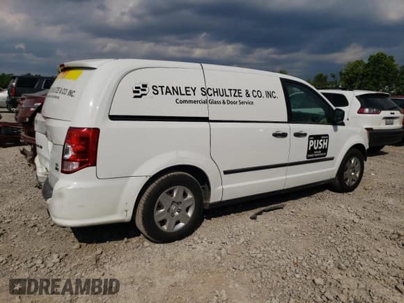 ✅ 2013 Ram Cargo Van Tradesman • VIN: 2C4JRGAG7DR811806 • Лот: 59051744. Опубликован ранее на Copart с пробегом 203 606 миль. Бесплатный доступ к архиву аукционных продаж из США и подробный отчёт об истории автомобиля на DreamBid. Изображение 3.