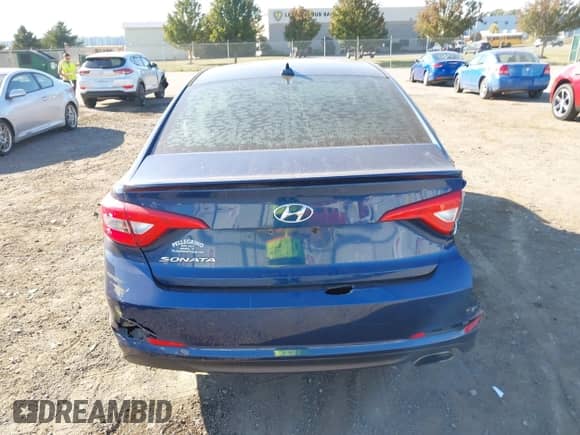 ✅ 2016 Hyundai Sonata 2.4L • VIN: 5NPE24AF6GH368979 • Lot: 43365797. Wystawiony na IAAI z przebiegiem 146 425 mil mil. Skorzystaj z bezpłatnego archiwum sprzedaży aukcyjnych z USA i zobacz szczegółowy raport historii pojazdu na DreamBid. Zdjęcie 16.