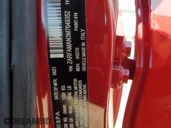 ✅ 2021 Alfa Romeo Giulia • VIN: ZARFAMAN3M7649352 • Lot: 51116125. Wystawiony na Copart z przebiegiem 34 093 mil. Bezpłatny archiwum sprzedaży aukcyjnych z USA i szczegółowy raport historii pojazdu na DreamBid. Zdjęcie 12.