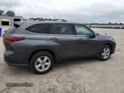 ✅ 2021 Toyota Highlander L • VIN: 5TDZZRAH0MS033959 • Lot: 67364555. Wystawiony na Copart z przebiegiem 125 826 mil. Bezpłatny archiwum sprzedaży aukcyjnych z USA i szczegółowy raport historii pojazdu na DreamBid. Zdjęcie 3.