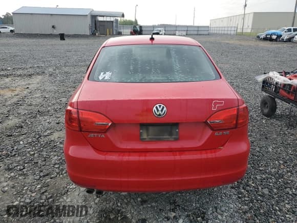 ✅ 2013 Volkswagen Jetta SE • VIN: 3VWBP7AJ6DM441295 • Лот: 52120645. Опубликован ранее на Copart с пробегом Не указан. Бесплатный доступ к архиву аукционных продаж из США и подробный отчёт об истории автомобиля на DreamBid. Изображение 6.