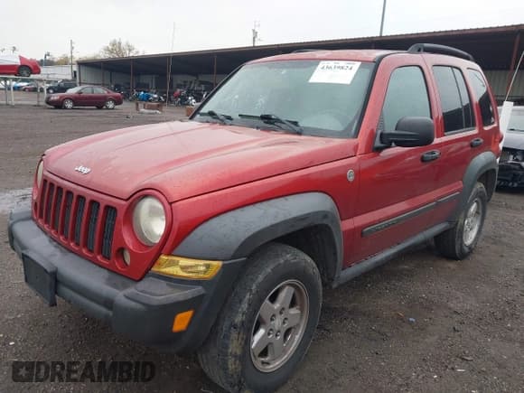 ✅ 2006 Jeep Liberty Sport • VIN: 1J4GL48K76W284181 • Lot: 43639824. Wystawiony na IAAI z przebiegiem 186 863 mil. Bezpłatny archiwum sprzedaży aukcyjnych z USA i szczegółowy raport historii pojazdu na DreamBid. Zdjęcie 2.