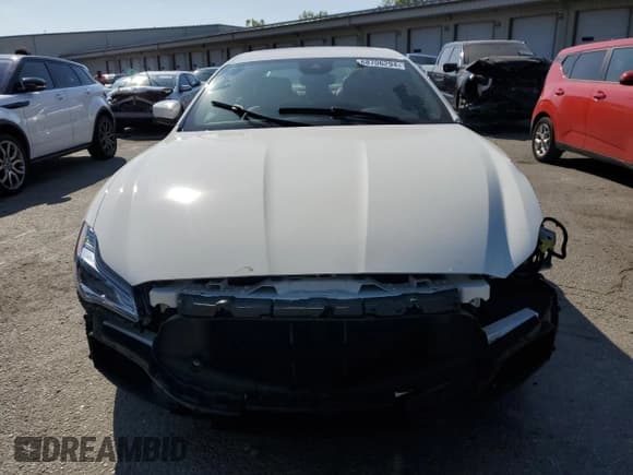 ✅ 2018 Maserati Quattroporte S Q4 • VIN: ZAM56YRA3J1304848 • Лот: 68706294. Опубликован ранее на Copart с пробегом 46 486 миль. Бесплатный доступ к архиву аукционных продаж из США и подробный отчёт об истории автомобиля на DreamBid. Изображение 5.